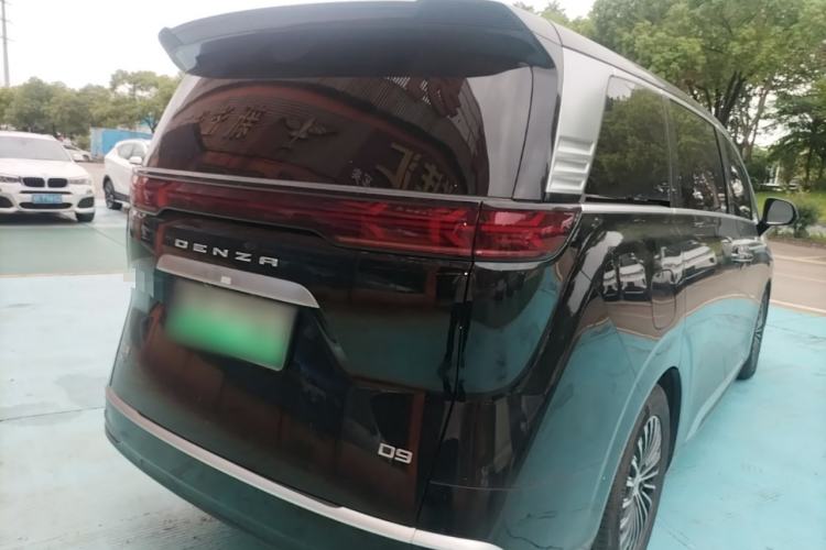 Used Denza D9 2022 DM-i 945 Luxury Model Rear Right 45 Deg
