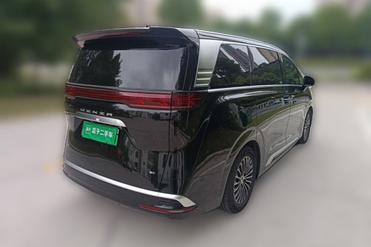 Used Denza D9 2022 EV 620 Prestige Model Rear Right 45 Deg
