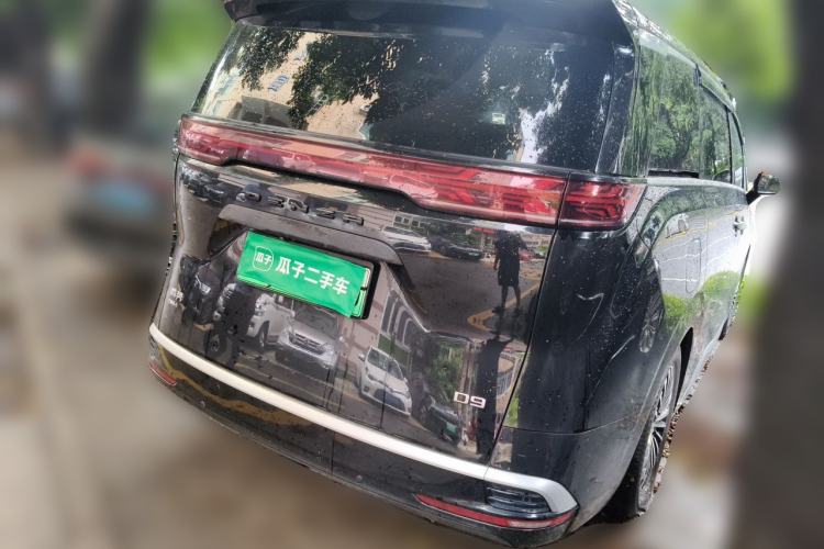 Used Denza D9 2022 DM-i 1040 Prestige Model Rear Right 45 Deg