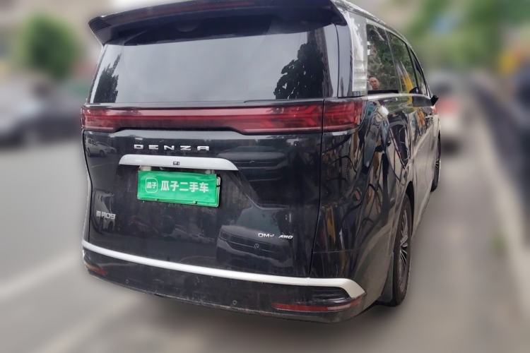 Used Denza D9 2022 DM-i 970 Four-Wheel Drive Flagship Model Rear Right 45 Deg
