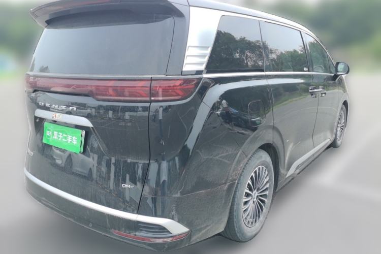 Used Denza D9 2022 DM-i 1040 Prestige Model Rear Right 45 Deg