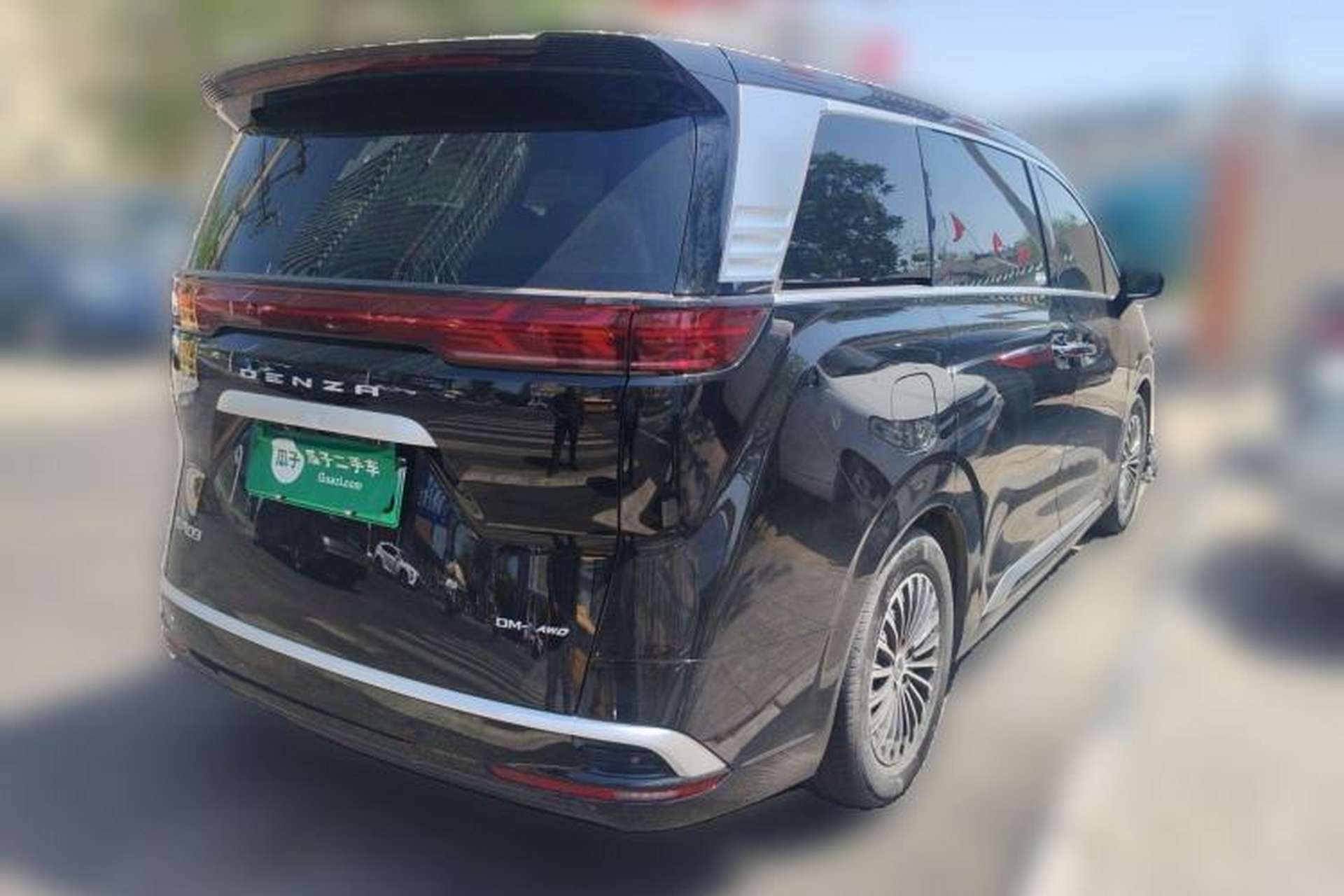 Used Denza D9 2022 DM-i 970 Four-Wheel Drive Prestige Model Rear Right 45 Deg