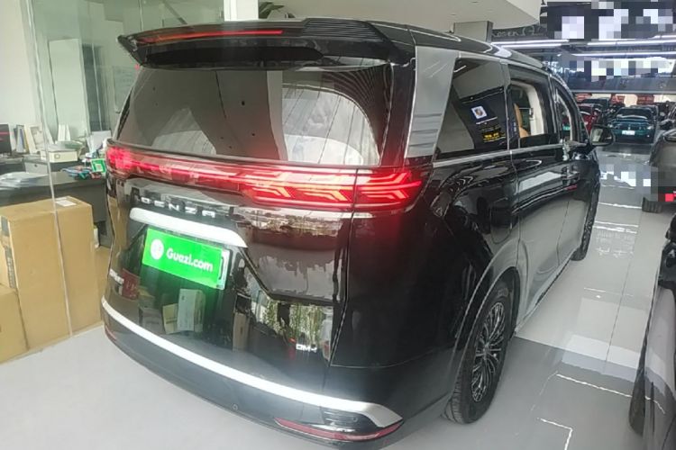 Used Denza D9 2022 DM-i 1040 Prestige Model Rear Right 45 Deg