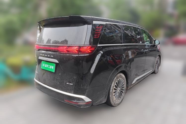 Used Denza D9 2022 EV 600 Four-Wheel Drive Flagship Model Rear Right 45 Deg