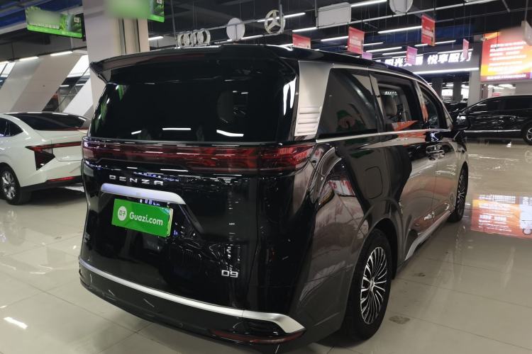 Used Denza D9 2022 DM-i 1040 Prestige Model Rear Right 45 Deg