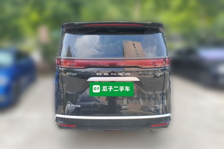 Used Denza D9 2022 DM-i 1040 Prestige Model Rear