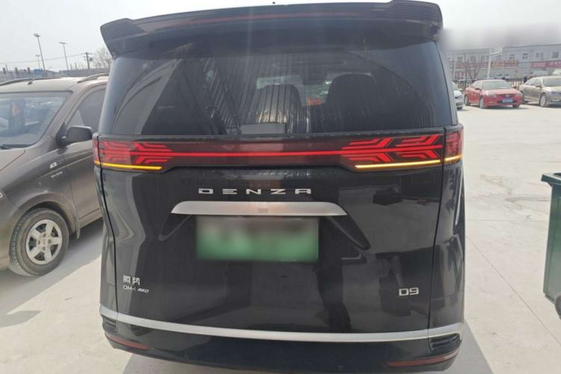Used Denza D9 2022 DM-i 970 Four-Wheel Drive Flagship Model Rear