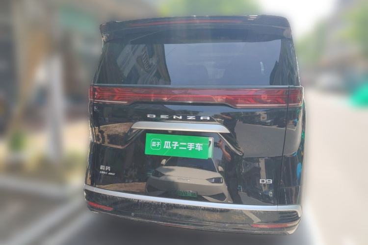 Used Denza D9 2022 DM-i 970 Four-Wheel Drive Flagship Model Rear