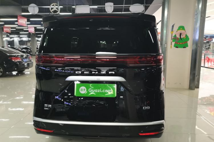 Used Denza D9 2022 DM-i 1040 Prestige Model Rear