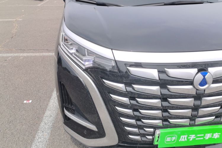 Used Denza D9 2022 DM-i 1040 Prestige Model Right Front Headlight