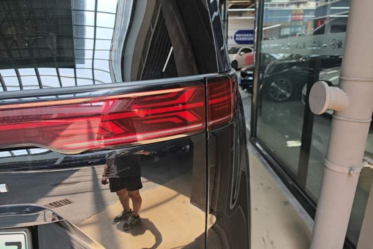 Used Denza D9 2022 DM-i 1040 Prestige Model Right Rear Taillight