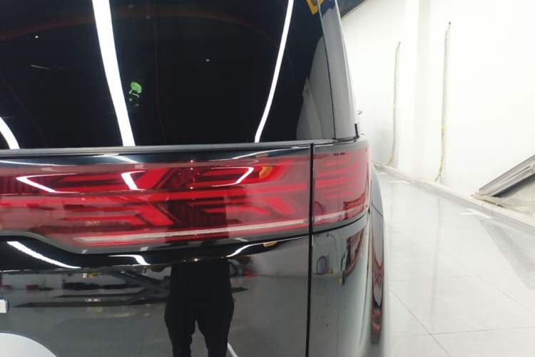 Used Denza D9 2022 DM-i 1040 Prestige Model Right Rear Taillight