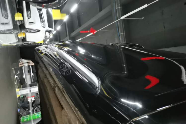 Used Denza D9 2022 DM-i 970 Four-Wheel Drive Flagship Model Right Side Sill