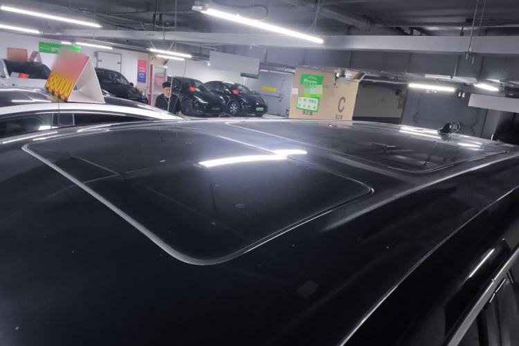 Used Denza D9 2022 EV 600 Four-Wheel Drive Prestige Model Roof