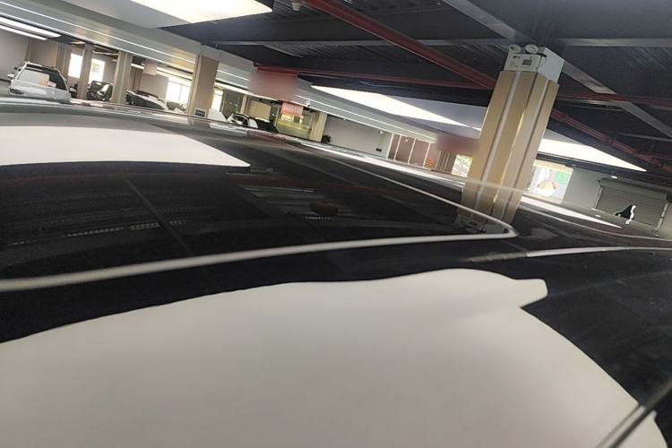 Used Denza D9 2022 DM-i 1040 Prestige Model Roof