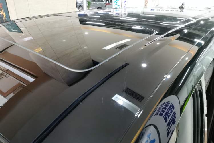 Used Denza D9 2022 DM-i 970 Four-Wheel Drive Flagship Model Roof