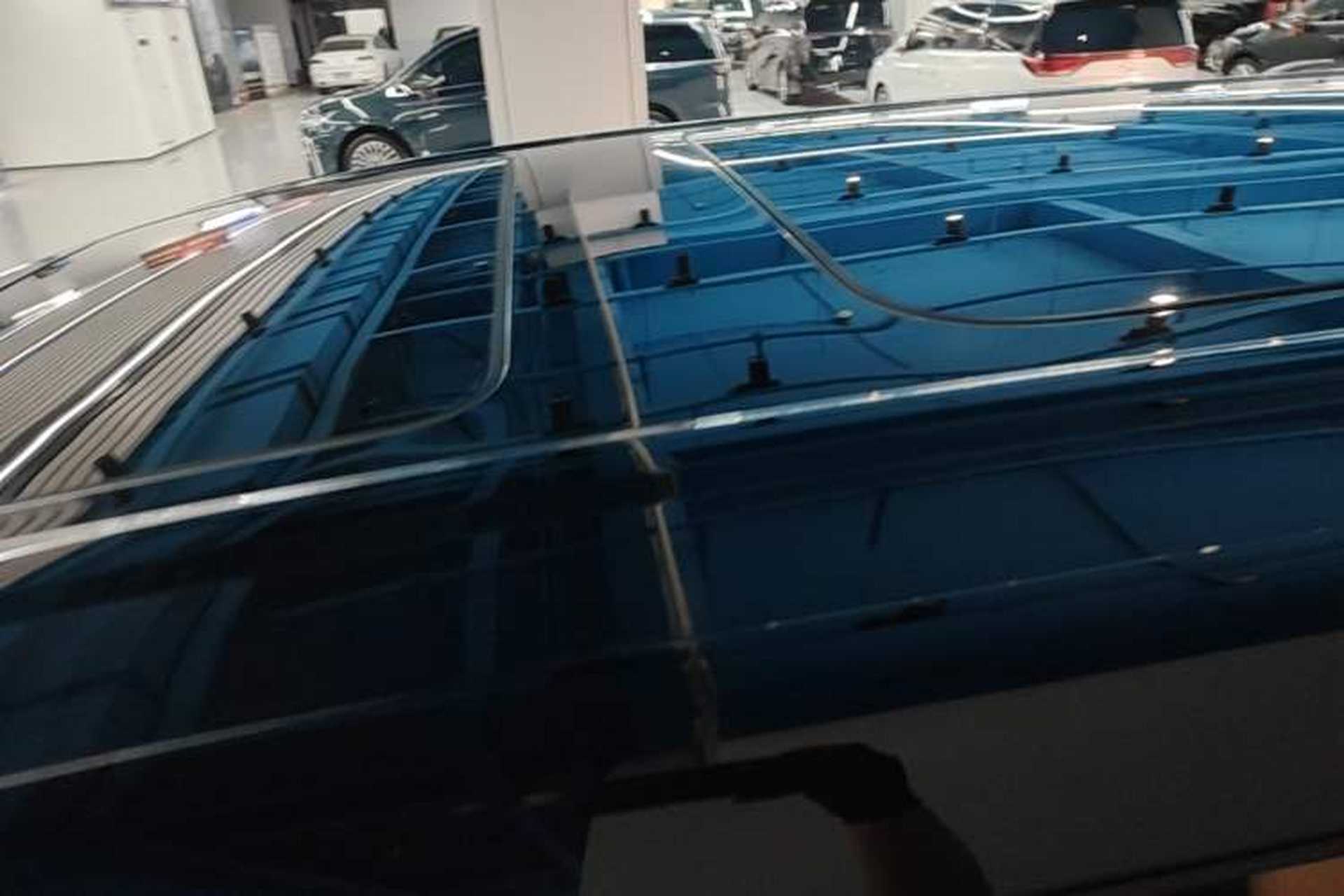 Used Denza D9 2022 DM-i 970 Four-Wheel Drive Prestige Model Roof
