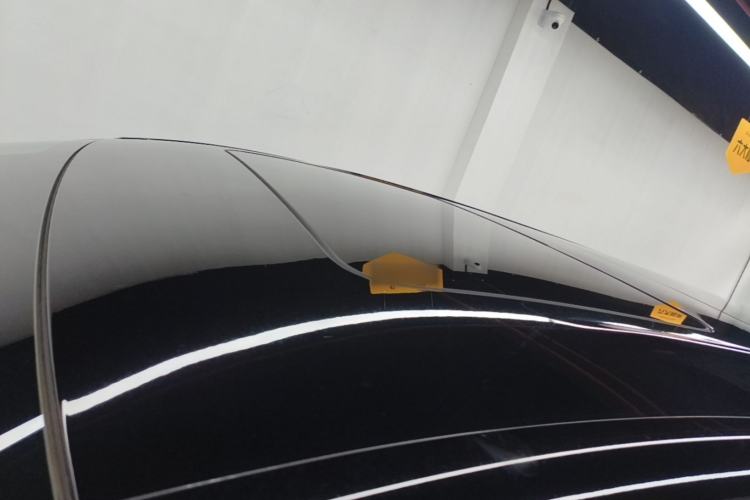 Used Denza D9 2022 DM-i 1040 Prestige Model Roof
