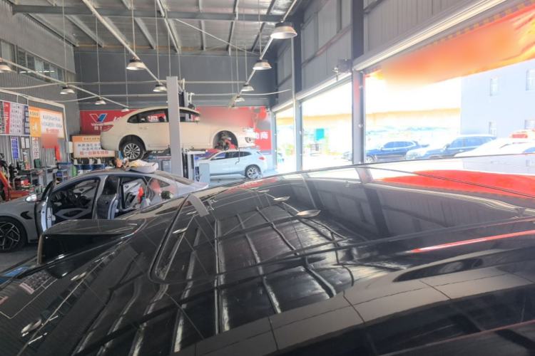 Used Denza D9 2022 DM-i 970 Four-Wheel Drive Flagship Model Roof