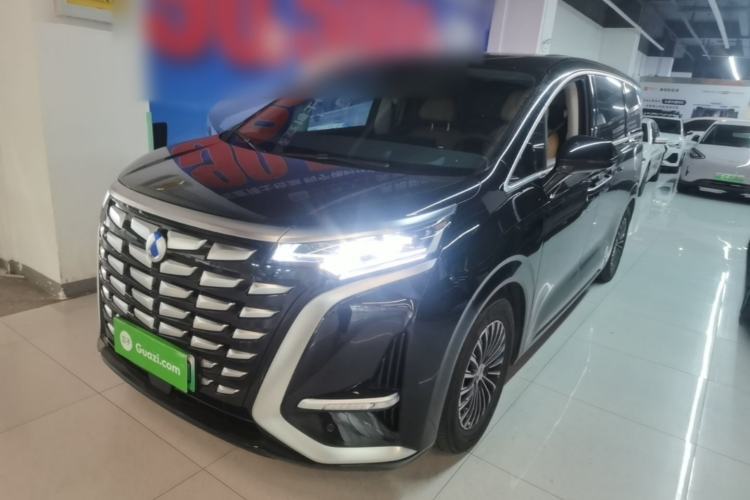 Used Denza D9 2022 DM-i 970 Four-Wheel Drive Prestige Model Guazi used car, China used car export, Used car for sale, Used Denza cars, Cheapest cars for sale