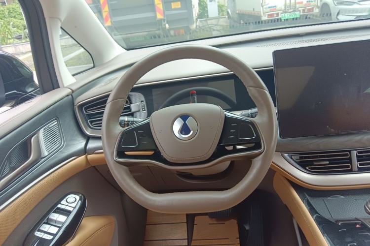 Used Denza D9 2022 DM-i 945 Luxury Model Steering Wheel
