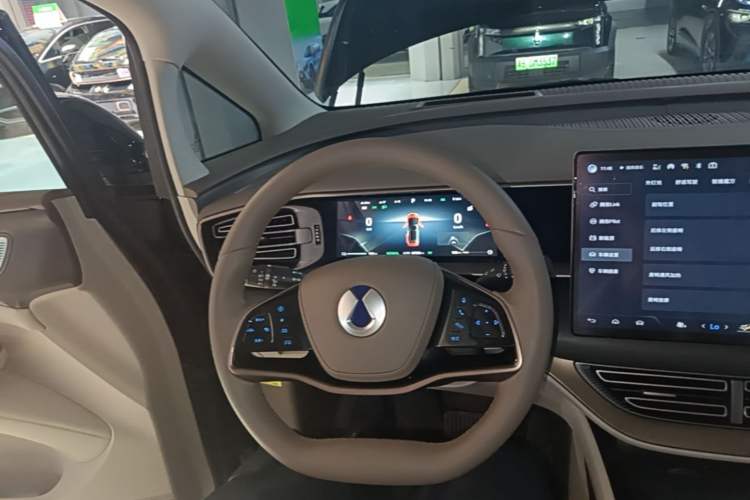 Used Denza D9 2022 DM-i 970 Four-Wheel Drive Prestige Model Steering Wheel