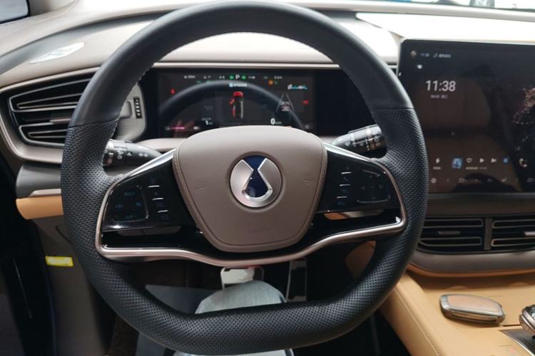 Used Denza D9 2022 DM-i 970 Four-Wheel Drive Prestige Model Steering Wheel