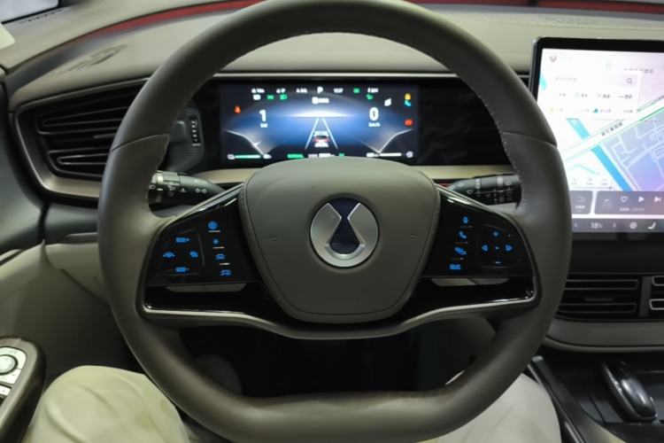 Used Denza D9 2022 DM-i 970 Four-Wheel Drive Prestige Model Steering Wheel