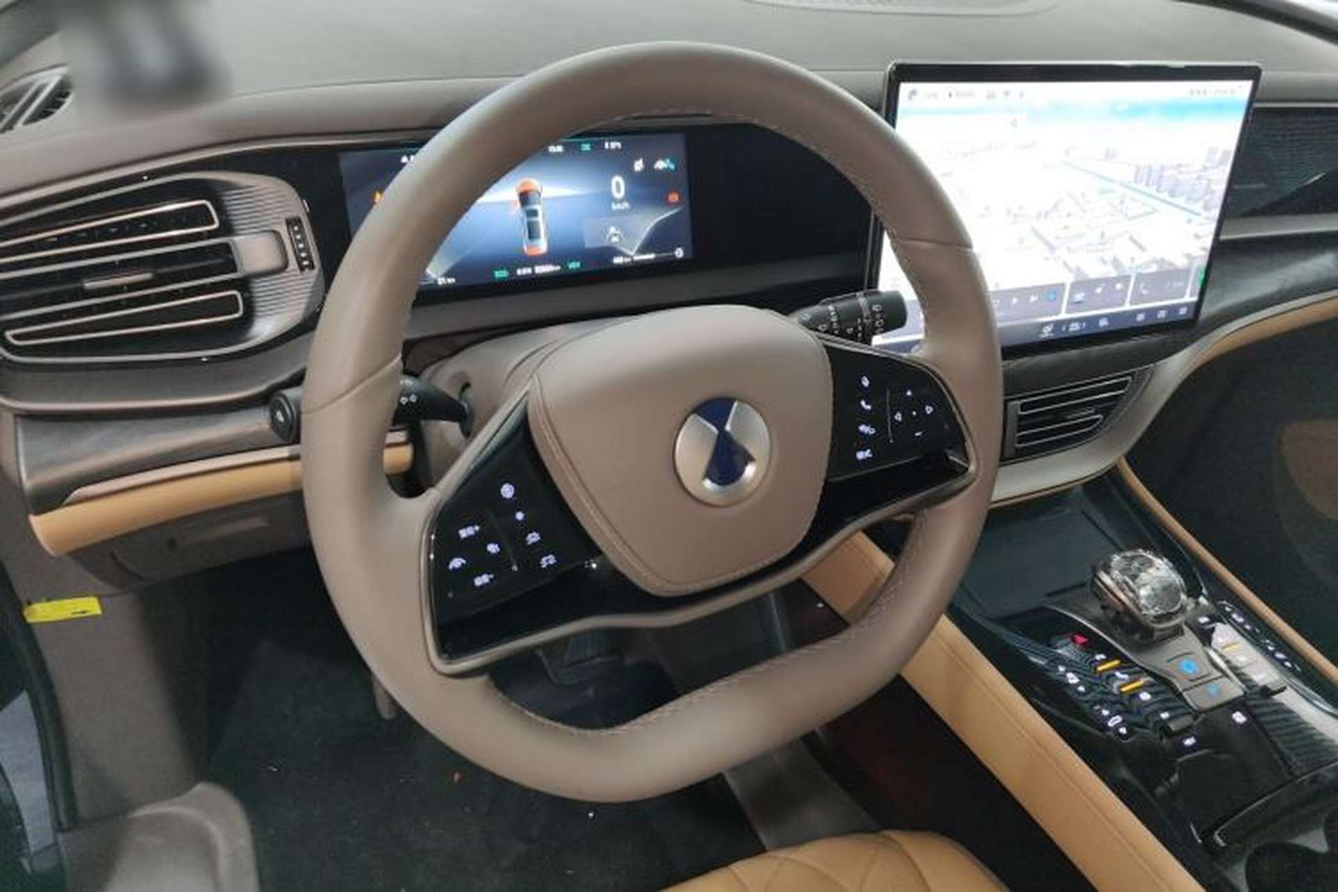 Used Denza D9 2022 DM-i 1040 Prestige Model Steering Wheel