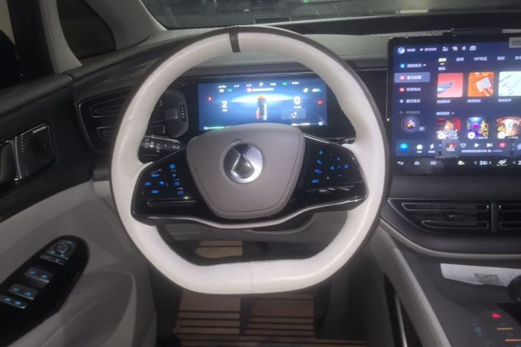 Used Denza D9 2022 DM-i 970 Four-Wheel Drive Prestige Model Steering Wheel