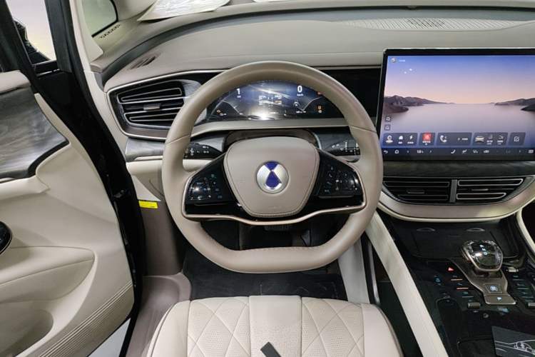 Used Denza D9 2022 DM-i 1040 Prestige Model Steering Wheel