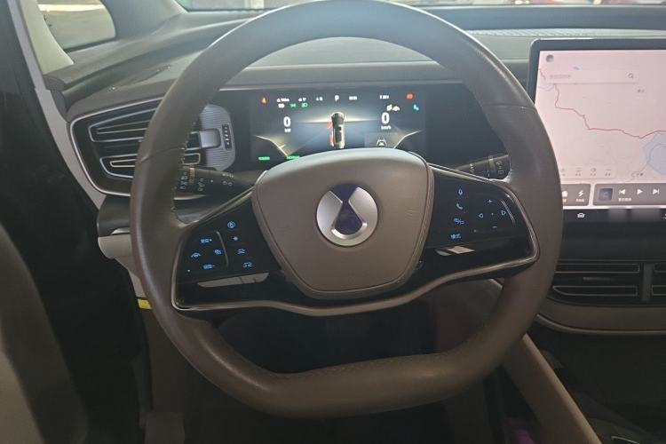 Used Denza D9 2022 EV 620 Prestige Model Steering Wheel