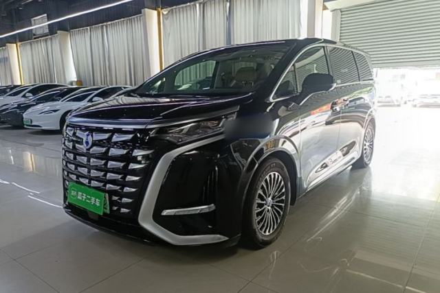 Used Denza D9 2022 DM-i 970 Four-Wheel Drive Prestige Model