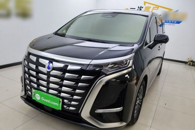 Used Denza D9 2022 DM-i 1040 Prestige Model