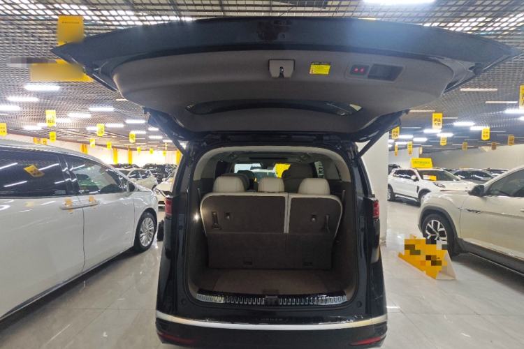 Used Denza D9 2022 DM-i 970 Four-Wheel Drive Flagship Model Trunk
