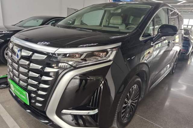 Used Denza D9 2022 DM-i 970 Four-Wheel Drive Flagship Model
