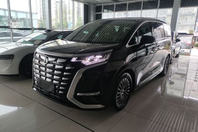 Used Denza D9 2022 DM-i 970 Four-Wheel Drive Prestige Model
