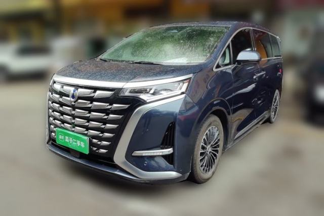 Used Denza D9 2022 DM-i 1040 Prestige Model