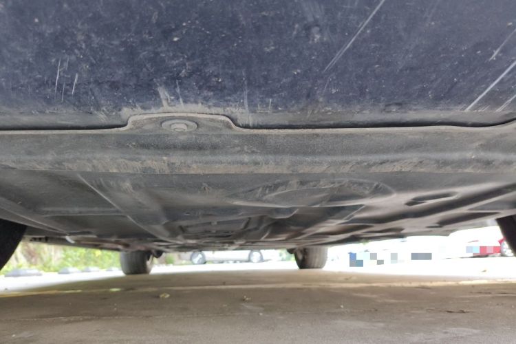 Used Denza D9 2022 DM-i 970 Four-Wheel Drive Prestige Model Chassis Front
