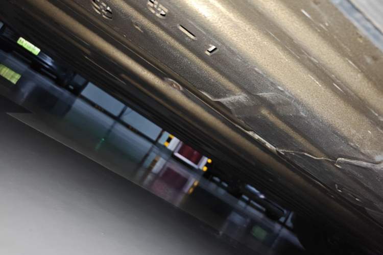 Used Denza D9 2022 DM-i 970 Four-Wheel Drive Flagship Model Chassis Front Left