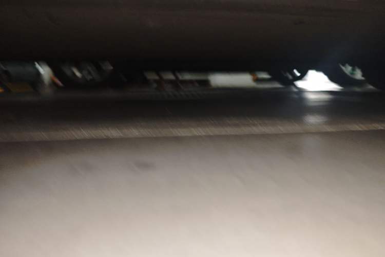 Used Denza D9 2022 DM-i 1040 Prestige Model Chassis Front Right