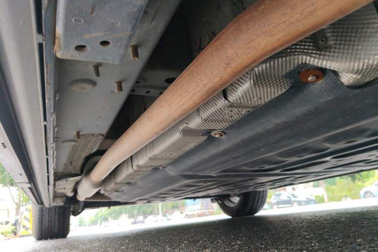 Used Denza D9 2022 DM-i 970 Four-Wheel Drive Prestige Model Chassis Front Right