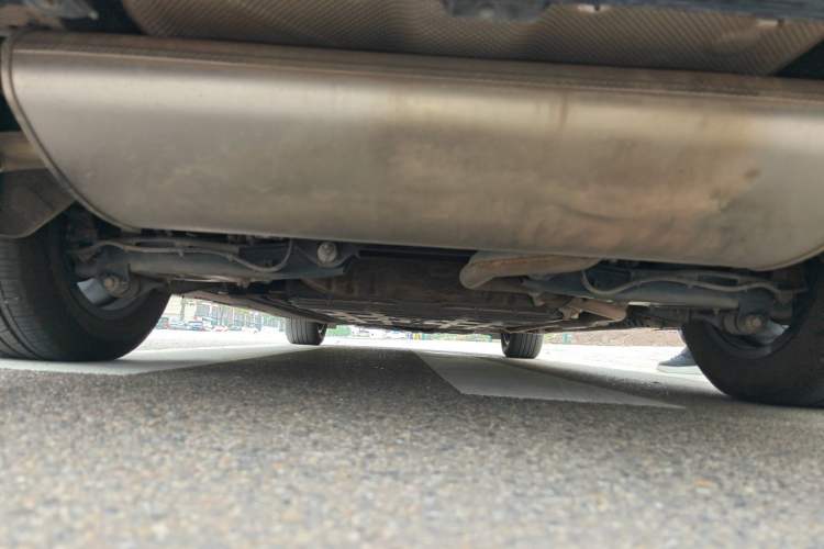 Used Denza D9 2022 DM-i 1040 Prestige Model Chassis Rear