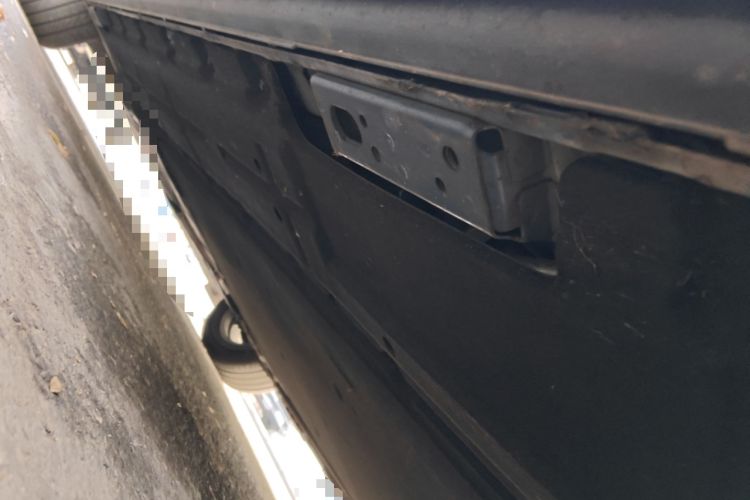 Used Denza D9 2022 DM-i 970 Four-Wheel Drive Flagship Model Chassis Rear Left