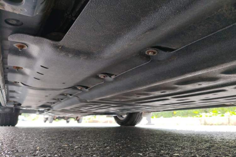 Used Denza D9 2022 DM-i 970 Four-Wheel Drive Prestige Model Chassis Rear Left