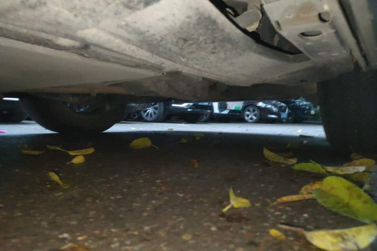 Used Denza D9 2022 DM-i 970 Four-Wheel Drive Prestige Model Chassis Rear Left