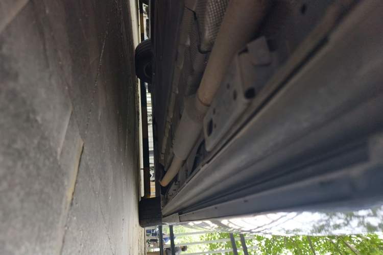 Used Denza D9 2022 DM-i 970 Four-Wheel Drive Prestige Model Chassis Rear Right