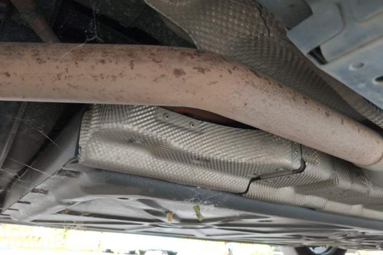 Used Denza D9 2022 DM-i 970 Four-Wheel Drive Prestige Model Chassis Rear Right