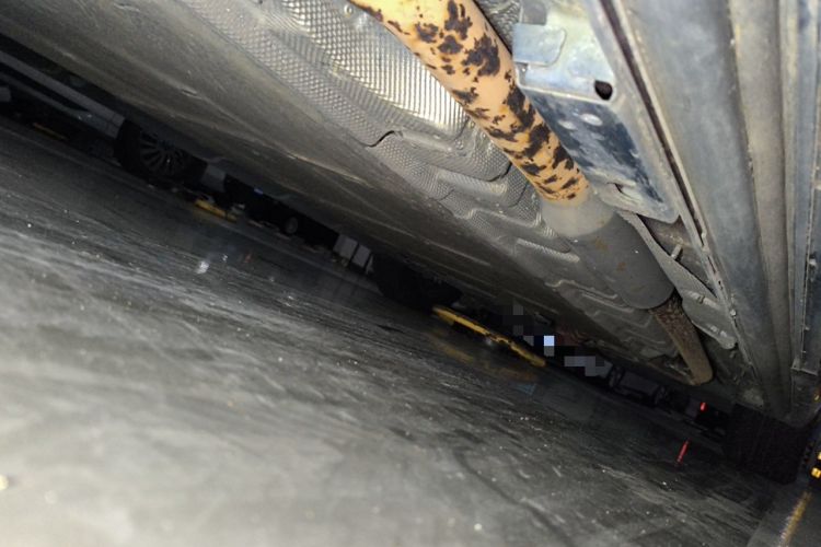 Used Denza D9 2022 DM-i 970 Four-Wheel Drive Prestige Model Chassis Rear Right