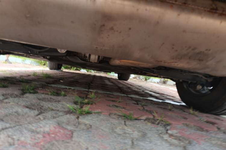 Used Denza D9 2022 DM-i 970 Four-Wheel Drive Flagship Model Chassis Rear